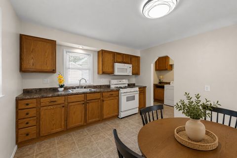 Tiny photo for 913 N 15th Street, DeKalb, IL 60115 (MLS # 12684195)
