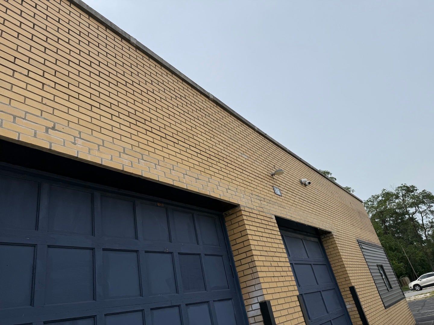 971 Burnham Avenue
