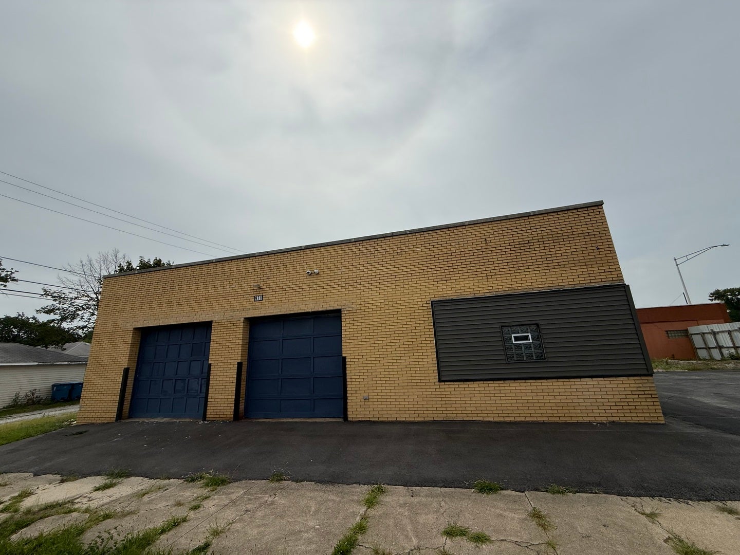 971 Burnham Avenue