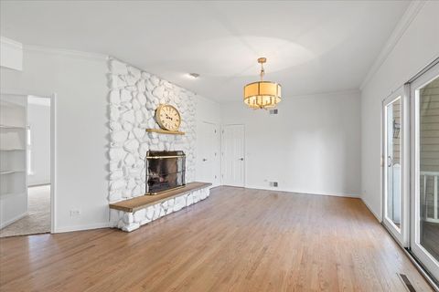 Tiny photo for 2321 Steeple Chase Circle W, Libertyville, IL 60048 (MLS # 12535438)