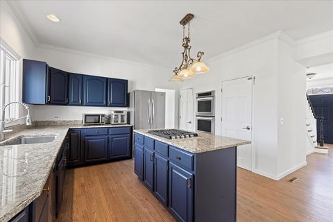 Tiny photo for 2321 Steeple Chase Circle W, Libertyville, IL 60048 (MLS # 12535438)