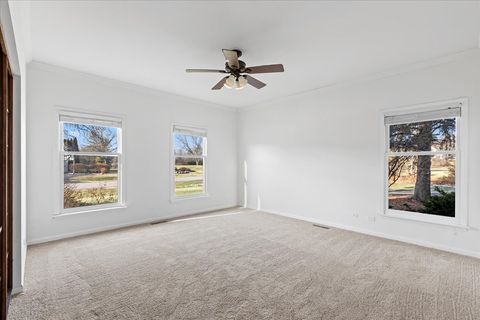 Tiny photo for 2321 Steeple Chase Circle W, Libertyville, IL 60048 (MLS # 12535438)