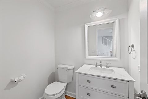 Tiny photo for 2321 Steeple Chase Circle W, Libertyville, IL 60048 (MLS # 12535438)