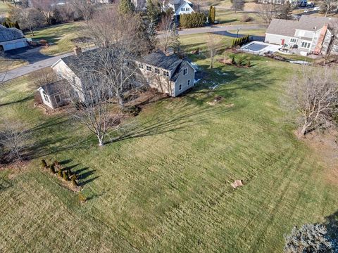 Tiny photo for 2321 Steeple Chase Circle W, Libertyville, IL 60048 (MLS # 12535438)