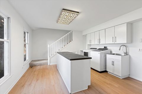 Tiny photo for 2321 Steeple Chase Circle W, Libertyville, IL 60048 (MLS # 12535438)