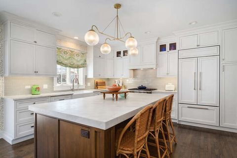 Tiny photo for 1211 Hinman Avenue, Evanston, IL 60202 (MLS # 12626125)