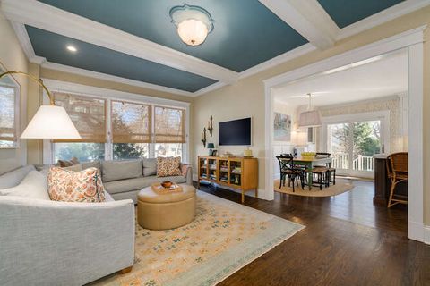 Tiny photo for 1211 Hinman Avenue, Evanston, IL 60202 (MLS # 12626125)