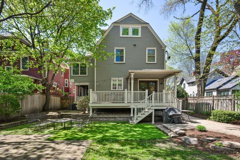 Tiny photo for 1211 Hinman Avenue, Evanston, IL 60202 (MLS # 12626125)