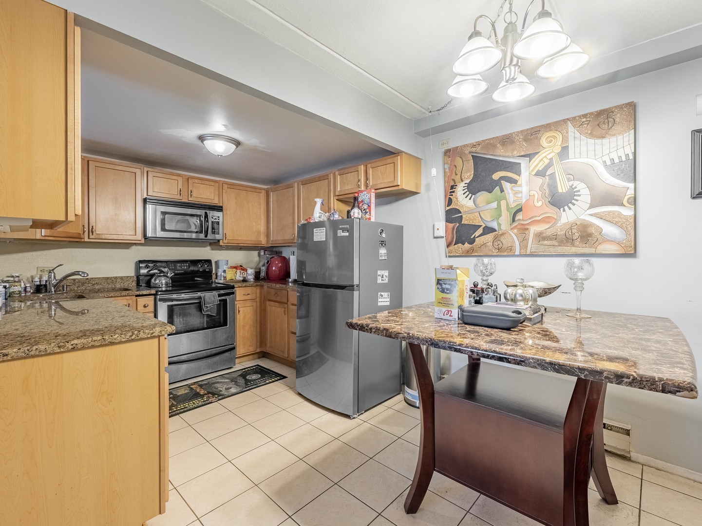 850 Des Plaines Avenue 207