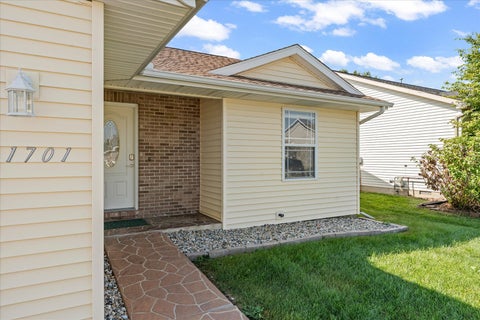 Tiny photo for 1701 E Lexington Drive, Urbana, IL 61802 (MLS # 12745514)