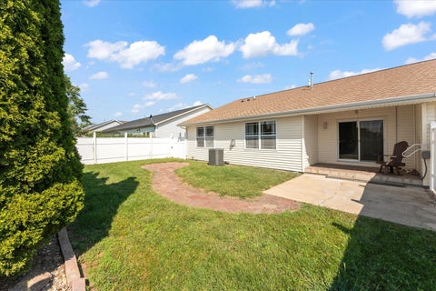 Tiny photo for 1701 E Lexington Drive, Urbana, IL 61802 (MLS # 12745514)