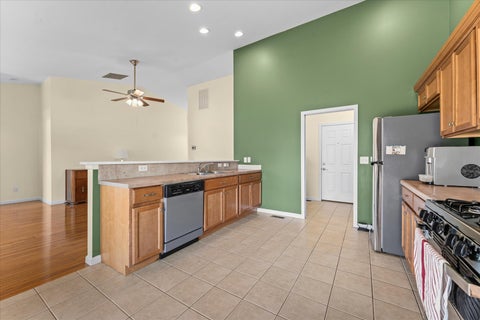 Tiny photo for 1701 E Lexington Drive, Urbana, IL 61802 (MLS # 12745514)