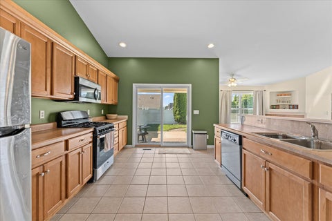 Tiny photo for 1701 E Lexington Drive, Urbana, IL 61802 (MLS # 12745514)