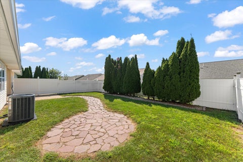 Tiny photo for 1701 E Lexington Drive, Urbana, IL 61802 (MLS # 12745514)