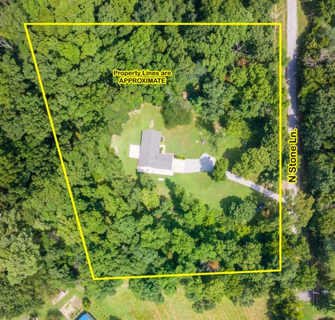 Tiny photo for 15577 N Stone Lane, Mt Vernon, IL 62864 (MLS # 12732018)