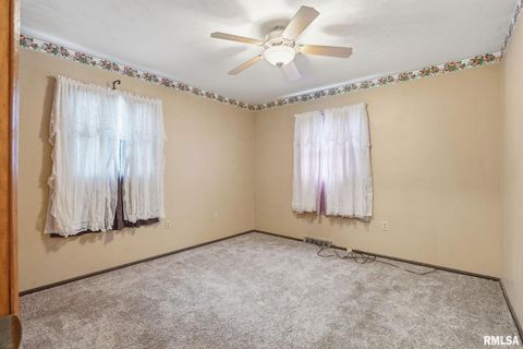 Tiny photo for 1121 W 6TH Street, Milan, IL 61264 (MLS # QC4268957)