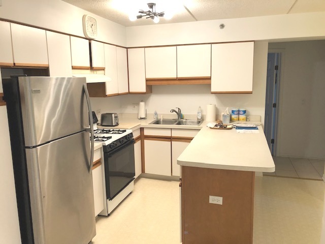 1220 Depot Street 211