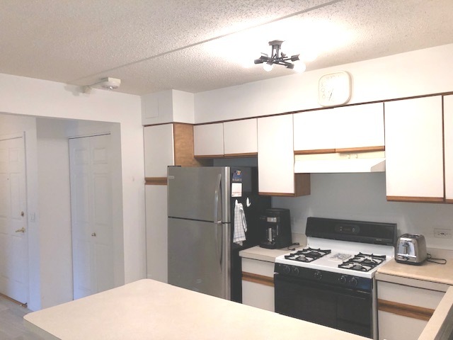 1220 Depot Street 211