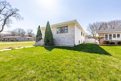 Tiny photo for 16446 Spaulding Avenue, Markham, IL 60428 (MLS # 12603061)