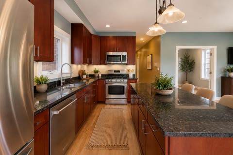 Tiny photo for 1416 W FARWELL Street #2F, Chicago, IL 60626 (MLS # 12687245)