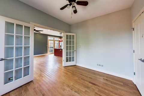 Tiny photo for 1416 W FARWELL Street #2F, Chicago, IL 60626 (MLS # 12687245)