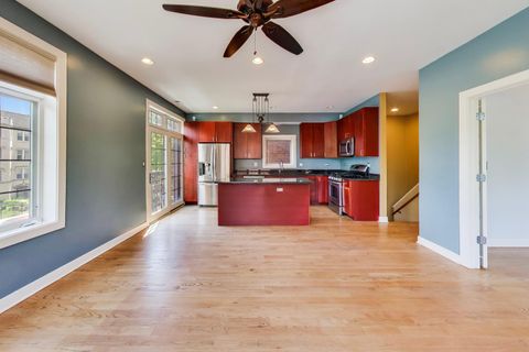 Tiny photo for 1416 W FARWELL Street #2F, Chicago, IL 60626 (MLS # 12687245)