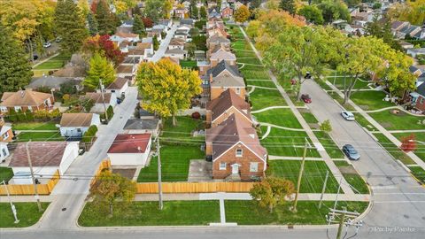 Tiny photo for 7944 W Metropole Street, Elmwood Park, IL 60707 (MLS # 12508984)