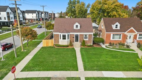 Tiny photo for 7944 W Metropole Street, Elmwood Park, IL 60707 (MLS # 12508984)