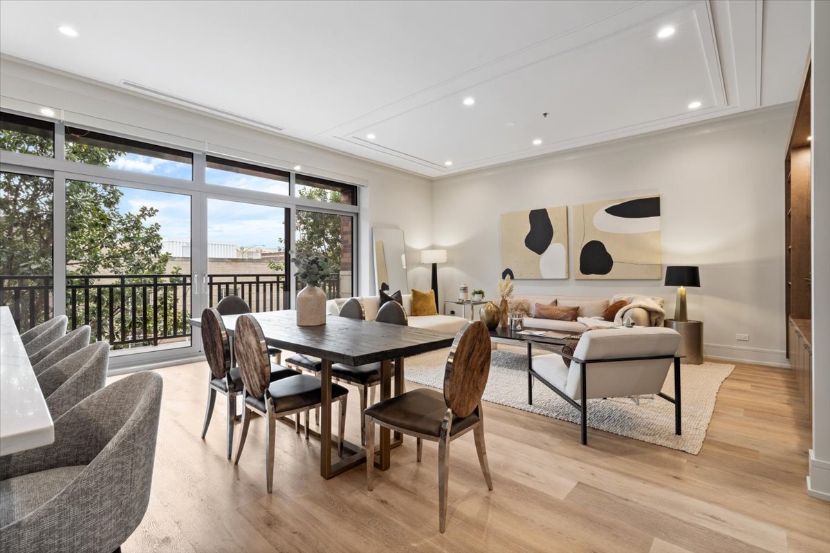 3951 N Wayne Avenue 307