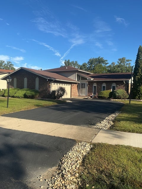 Photo of 5304 Arquilla Drive, Richton Park, IL 60471 (MLS # 12773914)