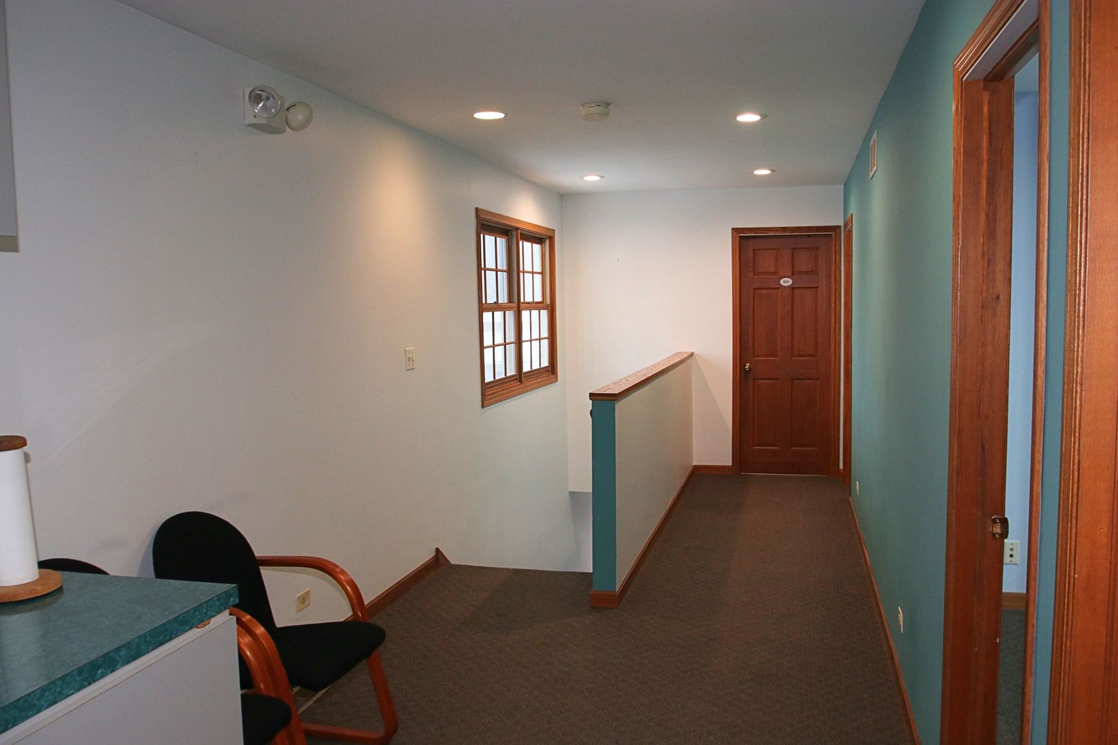 34 W Grand Avenue 203