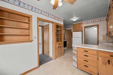 Tiny photo for 1814 36th Street, Moline, IL 61265 (MLS # 12608393)