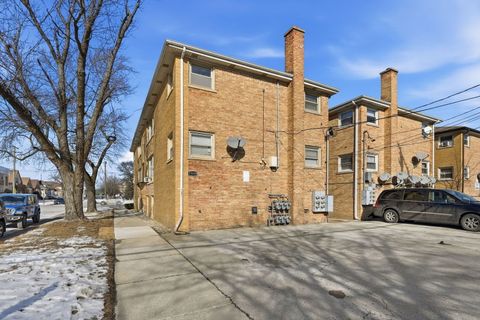 Tiny photo for 7519 W Fullerton Avenue #2S, Elmwood Park, IL 60707 (MLS # 12568943)