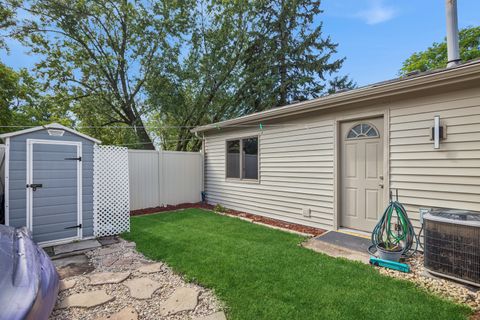 Tiny photo for 168 Bedford Road, Bolingbrook, IL 60440 (MLS # 12497300)