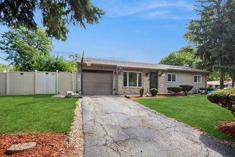 Tiny photo for 168 Bedford Road, Bolingbrook, IL 60440 (MLS # 12497300)