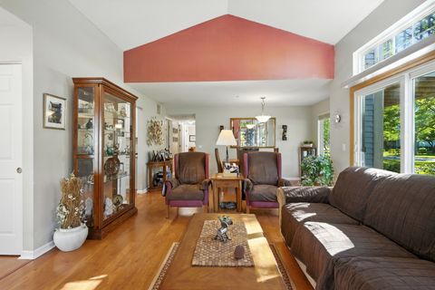 Tiny photo for 401 Cromwell Circle #4, Bartlett, IL 60103 (MLS # 12596697)