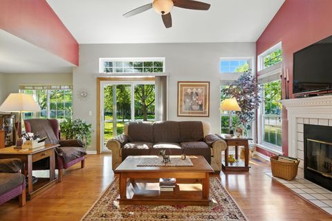 Tiny photo for 401 Cromwell Circle #4, Bartlett, IL 60103 (MLS # 12596697)