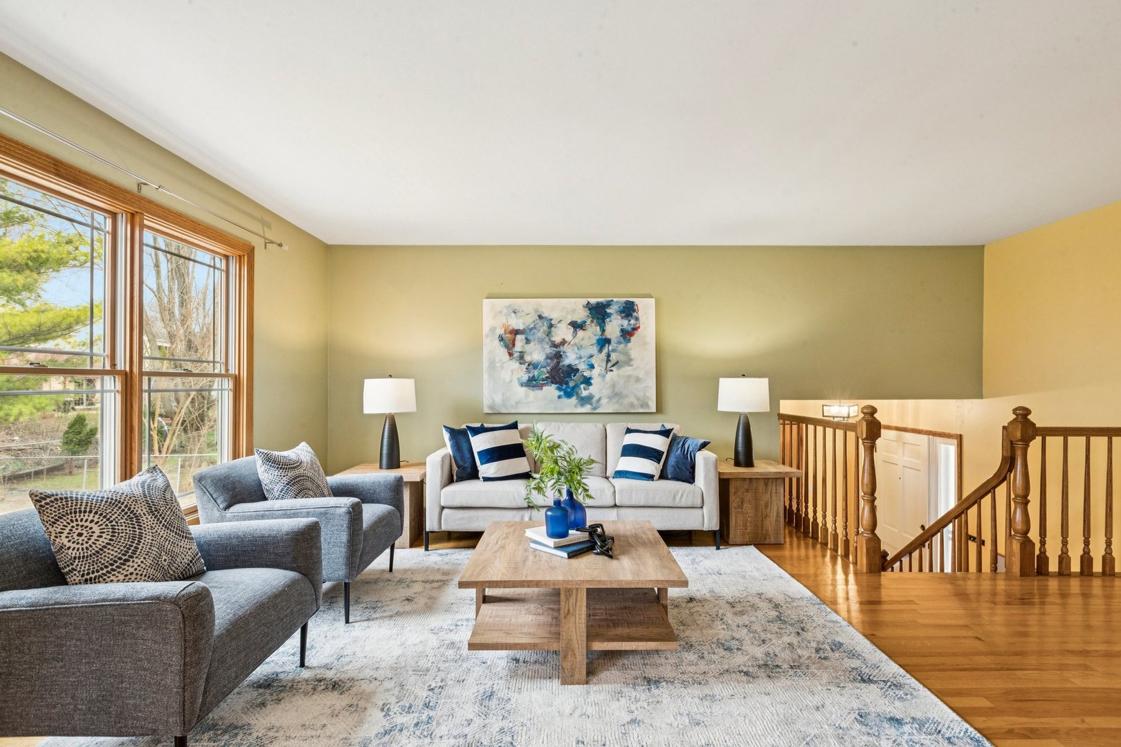 10 S Deerpath Drive