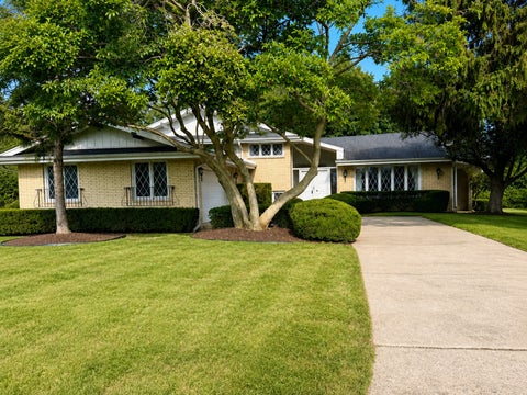 Photo of 12217 S Flambeau Drive, Palos Heights, IL 60463 (MLS # 12724641)