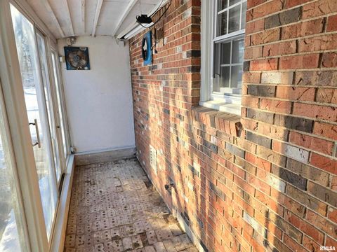 Tiny photo for 405 Easthaven Drive, Centralia, IL 62801 (MLS # EB456386)