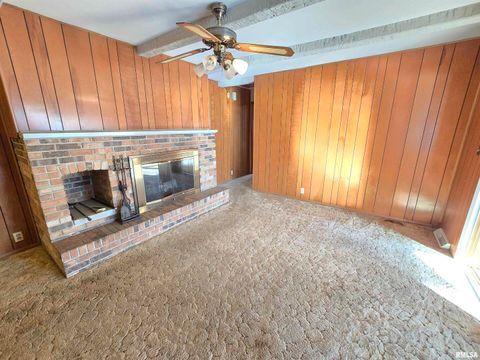 Tiny photo for 405 Easthaven Drive, Centralia, IL 62801 (MLS # EB456386)