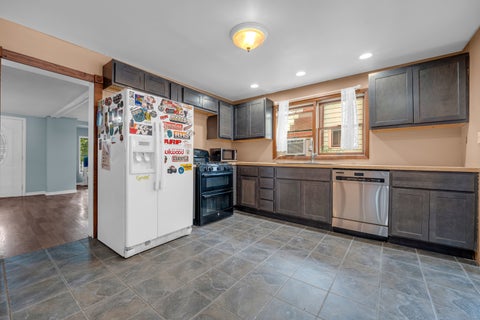 Tiny photo for 412 E Jackson Street, Morris, IL 60450 (MLS # 12758366)