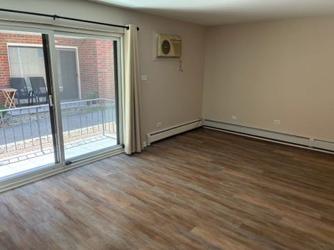 Tiny photo for 4616 Maple Avenue #1A, Brookfield, IL 60513 (MLS # 12677062)