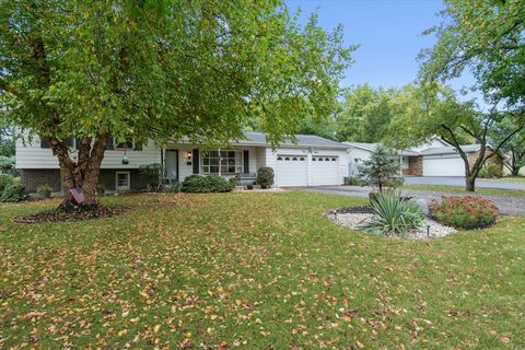 Photo of 26W468 National Street, Carol Stream, IL 60188 (MLS # 12502786) Photo of 26W468 National Street, Carol Stream, IL 60188 (MLS # 12502786)