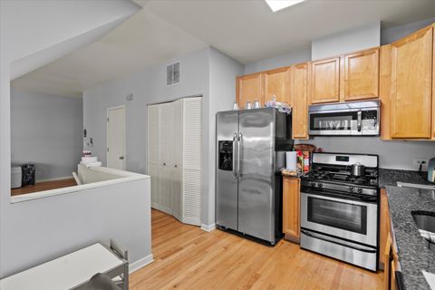 Tiny photo for 4518 S Woodlawn Avenue #4518, Chicago, IL 60653 (MLS # 12526094)
