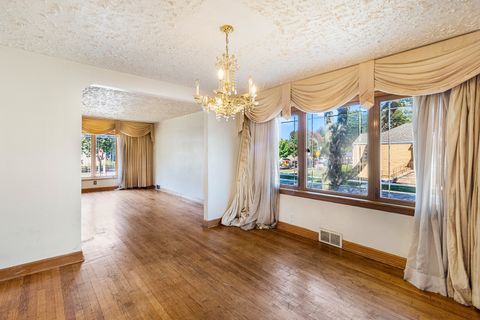 Tiny photo for 8801 S CLYDE Avenue, Chicago, IL 60617 (MLS # 12429099)