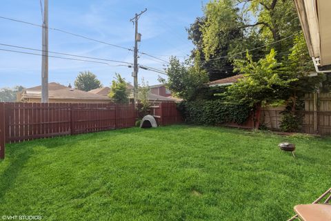 Tiny photo for 8801 S CLYDE Avenue, Chicago, IL 60617 (MLS # 12429099)