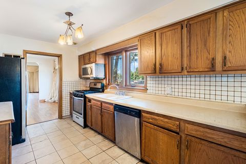 Tiny photo for 8801 S CLYDE Avenue, Chicago, IL 60617 (MLS # 12429099)