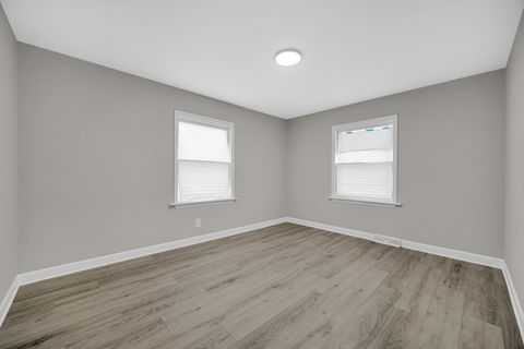 Tiny photo for 211 Independence Avenue, Joliet, IL 60433 (MLS # 12627421)