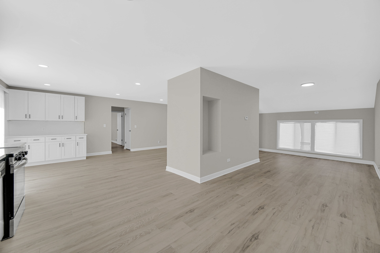 211 Independence Avenue